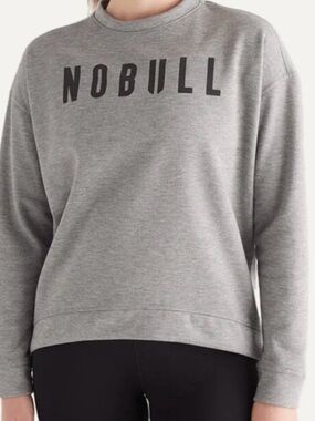 NO BULL M Legacy NOBULL Crew Sweatshirt in Heather gray